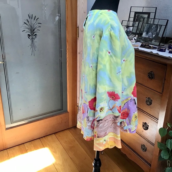 Blouse - Picture 2 of 16